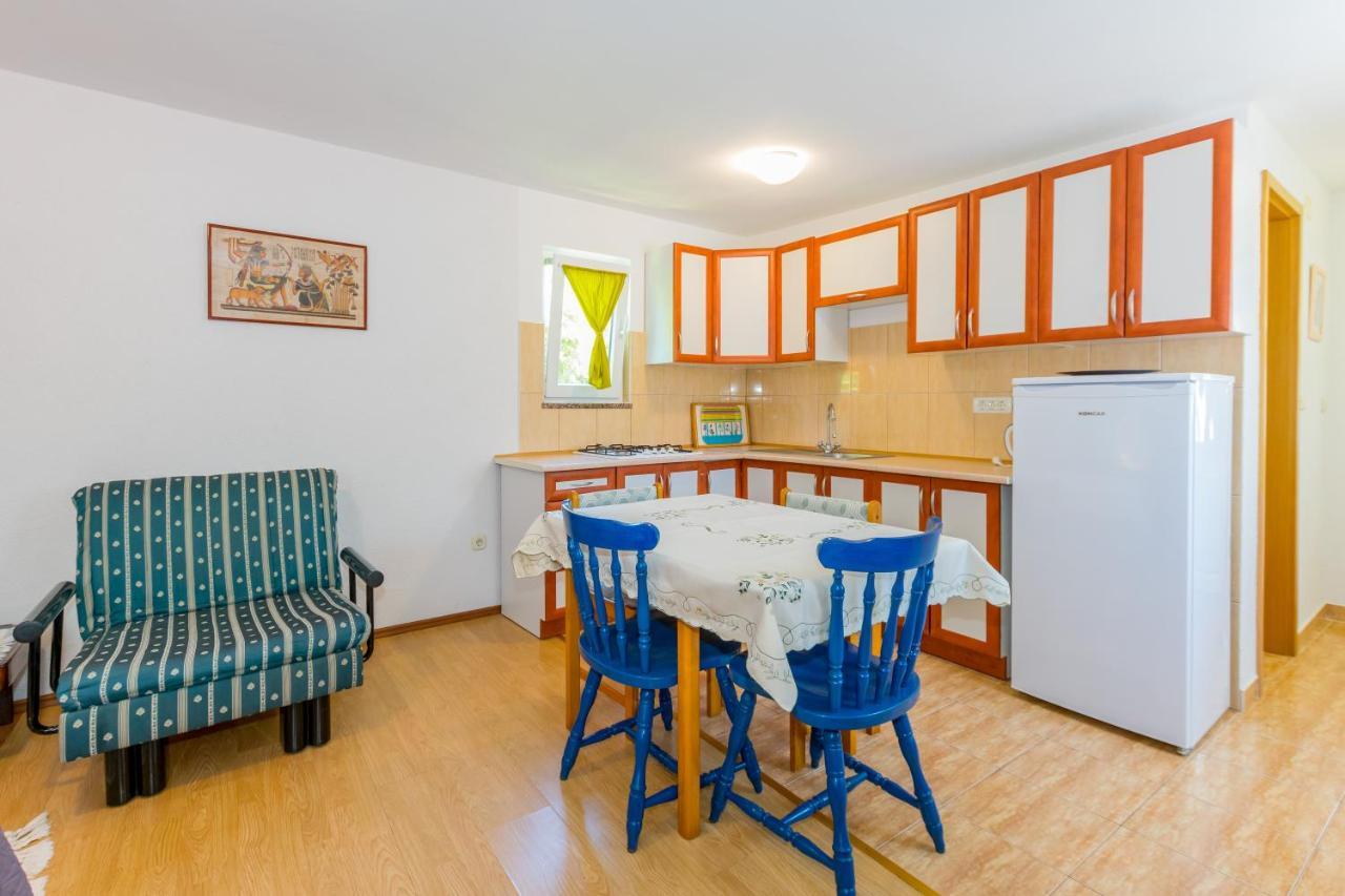 Cozy Apartments Emina Near The Sea Премантура Екстериор снимка