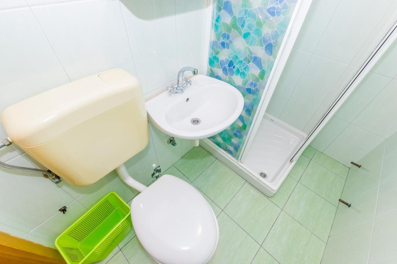 Cozy Apartments Emina Near The Sea Премантура Екстериор снимка