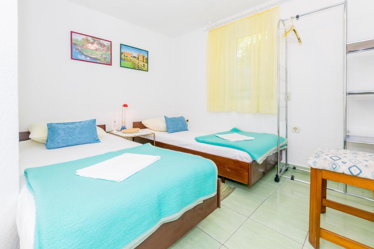 Cozy Apartments Emina Near The Sea Премантура Екстериор снимка